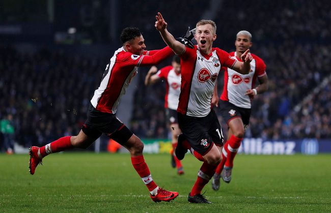 本赛季东契奇缺席时里夫斯场均41+10+5，湖人3胜1负