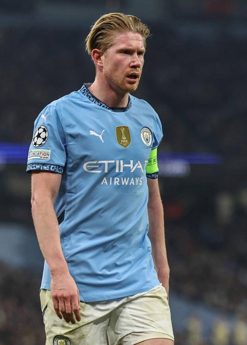 篮球篮网全队配合默契提升